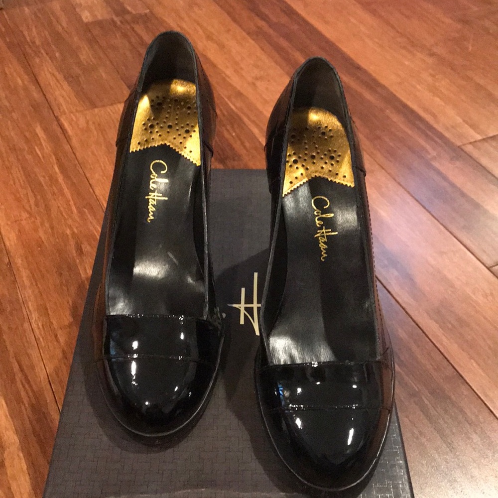 Black Patent Pump - image 1